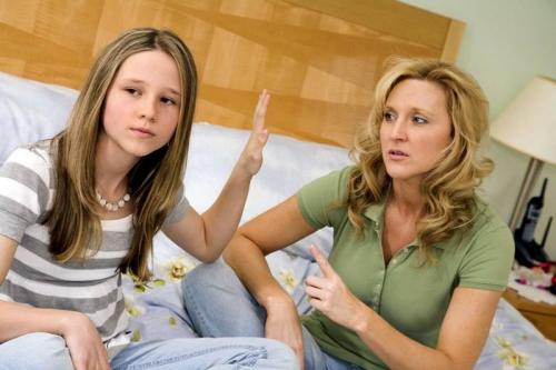 Как общаться с подростком 13 лет девочкой. Чего ожидать родителям?