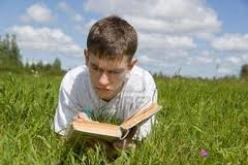 Что развивает чтение книг. В чём польза чтения книг? 01