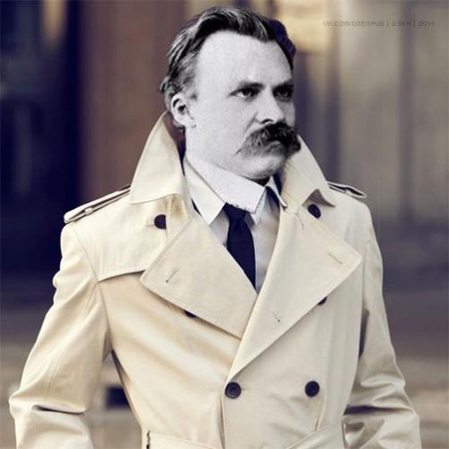 Один я умный в белом пальто стою красивый откуда фраза. Один я умный в белом пальто стою красивый