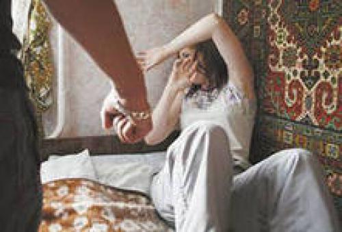 Бьет не значит любит бьет значит. Бьет, значит любит бить 03