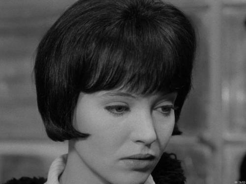 Жить своей жизнью субтитры. Жить своей жизнью / My Life to Live / 1962 / BDRip-AVC