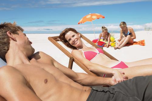 Демонстрация отношений в соцсетях. Пары демонстрирующие свои отношения в соцсетях счастливее других