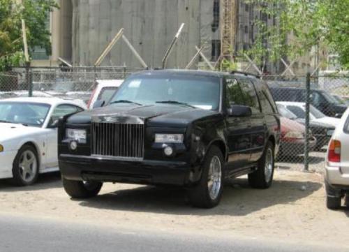 Машина для переделки людей. Понты для бедных или переделка обычных машин в роскошные авто (14 фото)