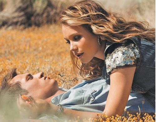 Мужчина не может выбрать. Мужчины эмоциональны 02