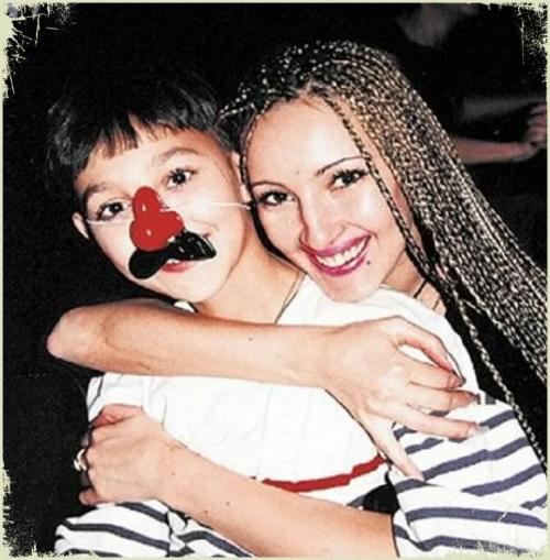 Лера кудрявцева. 4 мужа ведущей-красавицы Леры Кудрявцевой