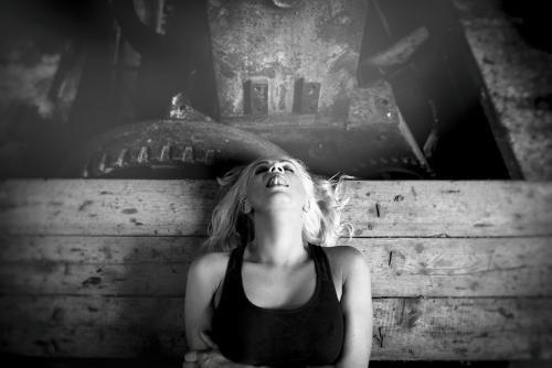 Женщина на пике оргазма. Фотограф снял лица женщин на пике сексуального оргазма 01