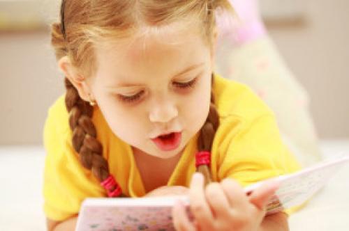 Ребенок 8 лет не понимает, что читает. Как помочь ребенку 9 лет читать быстро и без ошибок?