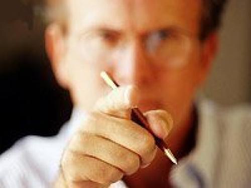 Боссинг на работе. Начальник выживает из коллектива. Как бороться с боссингом?