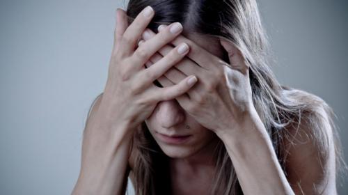 Синдром жертвы признаки. Синдром жертвы: причины, признаки, лечение и диагностика, прогноз. Роль жертвы человека. Синдром жертвы в психологии