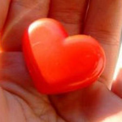 Наполнить сердце любовью. Открытие своего сердца, наполнение и окружение себя любовью