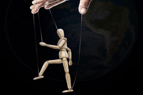 Что такое манипуляция людьми.