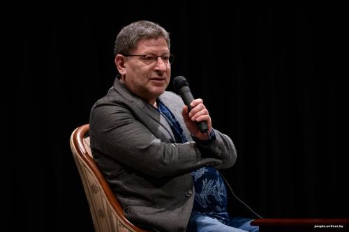 Михаил лабковский. «Мужчины пытаются заменить свои проблемы в лучшем случае спортом, в худшем — водкой»