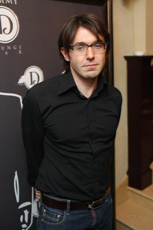 Особенности организации светского раута. Светский раут в новом ресторане 05