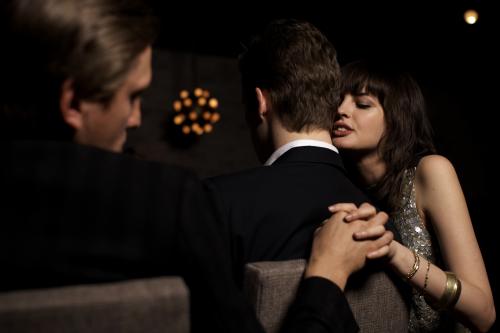 Если парень обиделся значит любит. Что обижает мужчин больше всего