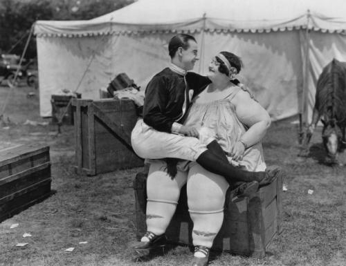 69 фраз от которых ваш мужчина будет на 7 небе. Сладкий удар по ушам: 12 волшебных фраз, покоряющих мужчин. Он станет твоим, сам того не заметив!