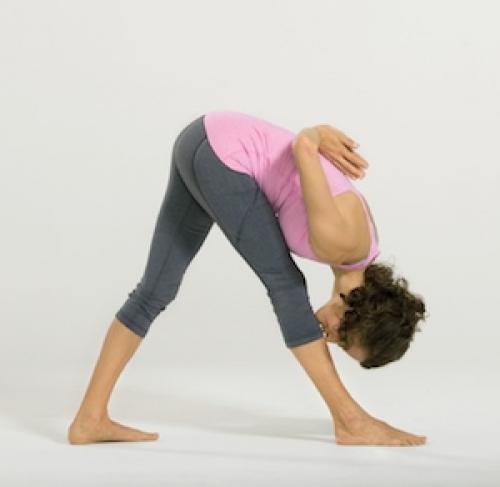 Комплекс асан стоя. Асаны стоя 17