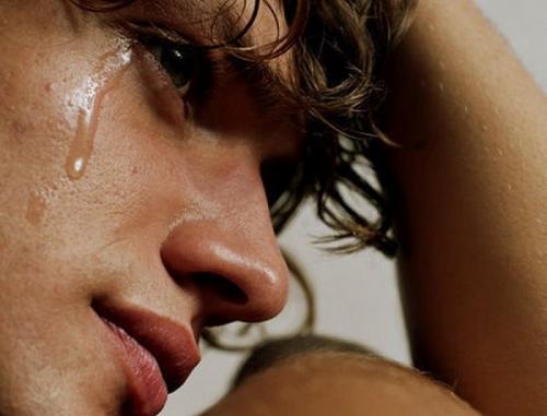 Можно ли плакать мужчине. Могут ли мужчины плакать