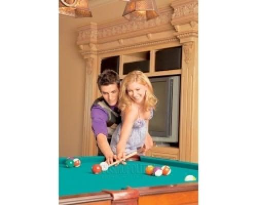 Если мужчина хочет быть с женщиной он будет. Если мужчина хочет быть поближе к женщине