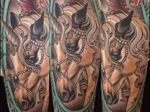 Значение тату единорог. Татуировка единорог