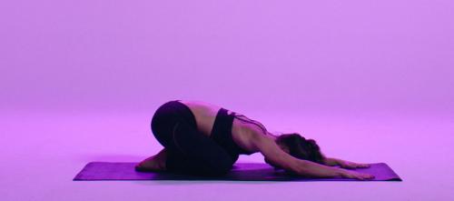 Йога упражнения. С чего начать заниматься йогой в домашних условиях: асаны для новичков и важные советы