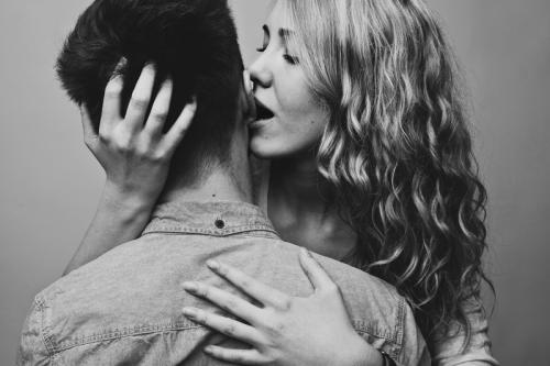 Обсуждение на тему. 32 потрясающих темы для разговора с девушкой