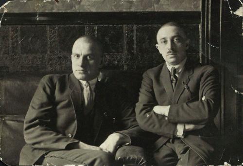 Такой большой и такой ненужный маяковский. Такой большой и такой ненужный