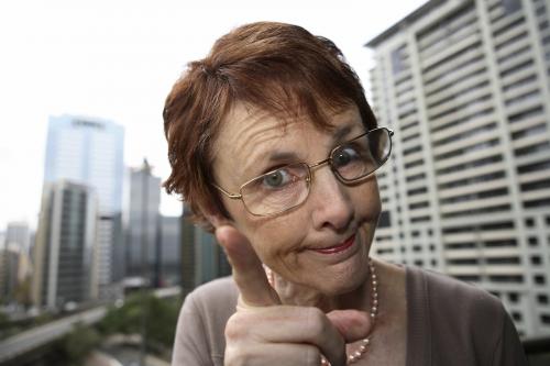 Психология почему человек критикует других. Почему люди любят критиковать?