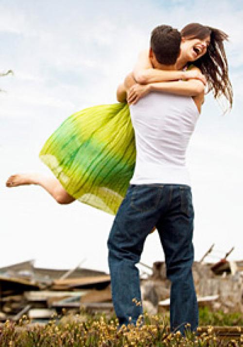 Как вывести мужчину на эмоции. 23 способа стать ему ближе