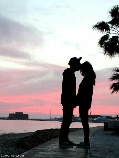 Любовь ЭТО забота друг о друге. Любовь - это искренняя забота друг о друге