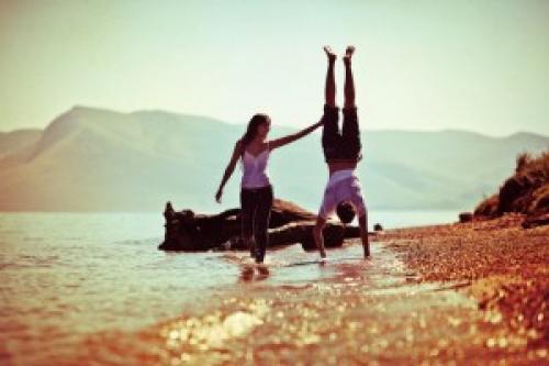 Мне нравятся люди признавшие свои недостатки. Мы замечаем в других людях только то, что есть в нас самих