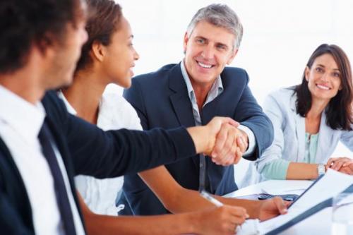 Эффект ореола в психологии