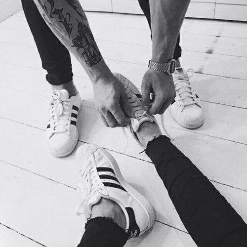 Любовь ЭТО забота друг о друге. Любовь - это искренняя забота друг о друге