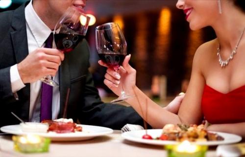 Какие женщины нравятся мужчинам водолеям. Каких мужчин любят женщины-Водолеи?