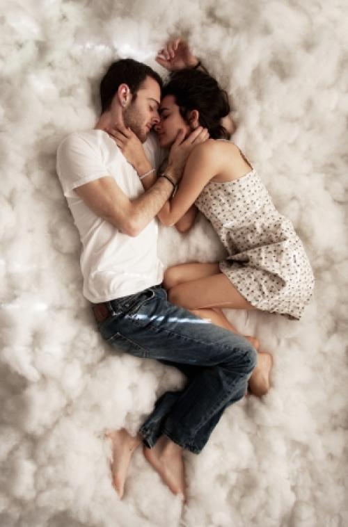 Если мужчина любит то он все равно найдет способ тебя увидеть. 11 признаков того, что ты ему нужна