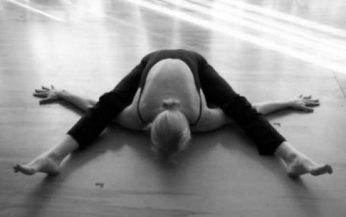 Поза черепаха в йоге. Для продвинутых йогов: техника выполнения Курмасаны или позы черепахи