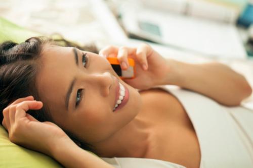 Боюсь разговаривать по телефону с парнем. Внимательно слушаю, или как разговаривать по телефону с мужчиной