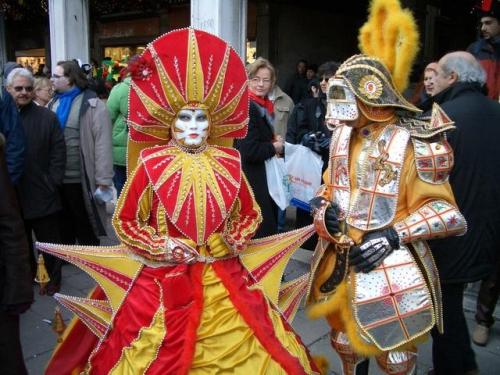 15 способов понять, что он тайно в тебя влюблен. Вербальные признаки симпатии