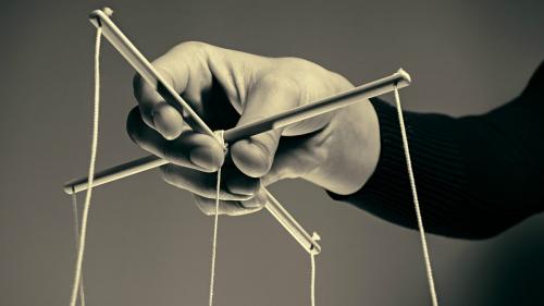 7 распространенных приемов манипуляторов. 12 распространенных приемов манипуляции 03