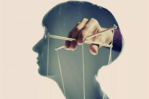 Манипуляция людьми или как ее избежать. Как понять, что тобой пытаются манипулировать 02