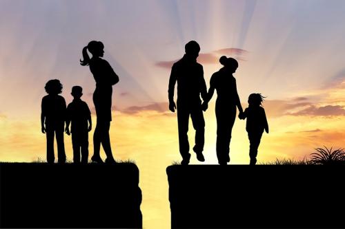 Как мужчины относятся к чужим детям и нужны ли они им