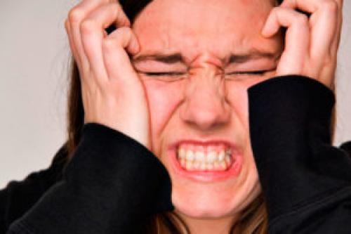 Человек несет бред, что делать. Как проявляется бредовое расстройство