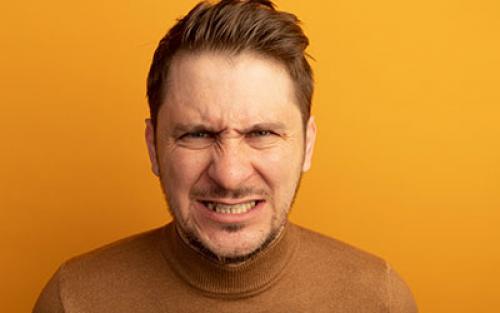 Кризис среднего возраста у мужчин, как помочь. Как проявляется кризис среднего возраста у мужчин