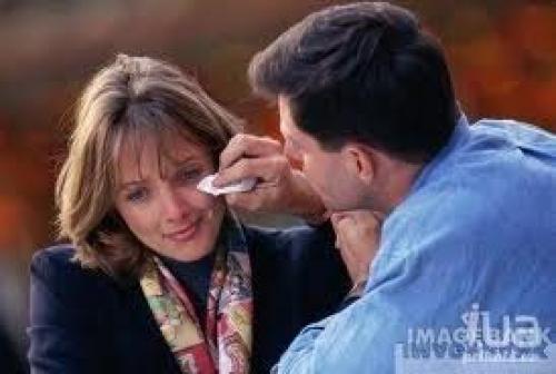 Как муж реагирует на мои вспышки и как это его беспокоит. Как мужчины реагируют на женские эмоции?