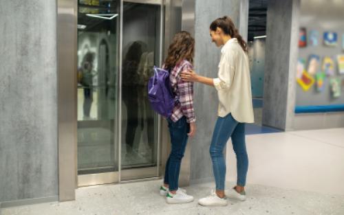 Боязнь лифта, какая фобия. Причины развития фобии