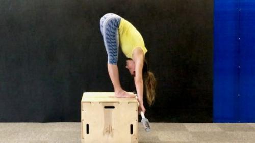 В чем разница между наклонами к ногам и другими видами наклонов. Для кого наклоны Джефферсона могут быть полезны?