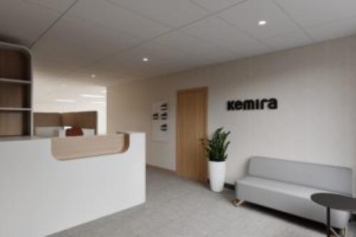 Занимательная жизнь девушки за столом 09