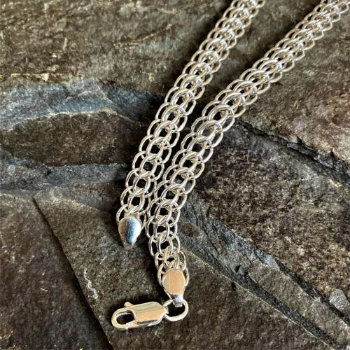 Какие инструменты нужны для плетения славянских оберегов. Материалы и инструменты для плетения оберегов