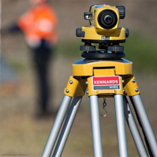 Как пользоваться нивелиром при строительстве фундамента. Использование нивелира в строительстве «для чайников»