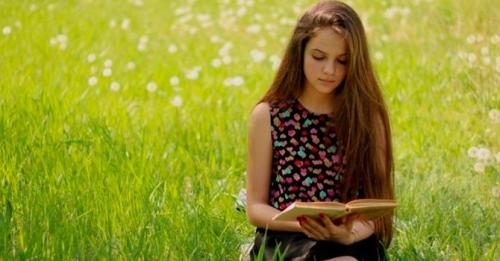 Как влюбить в себя взрослого мужчину. Какие качества нравятся мужчинам в женщинах