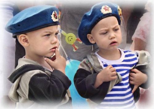 Единокровный брат. Что значит единоутробный брат? Какая разница между единокровными и единоутробными детьми?